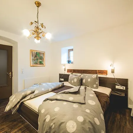 Schneggnheisl - * Sautens